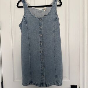 Levi's Light Wash Denim Button-Up Top with Logo Tag